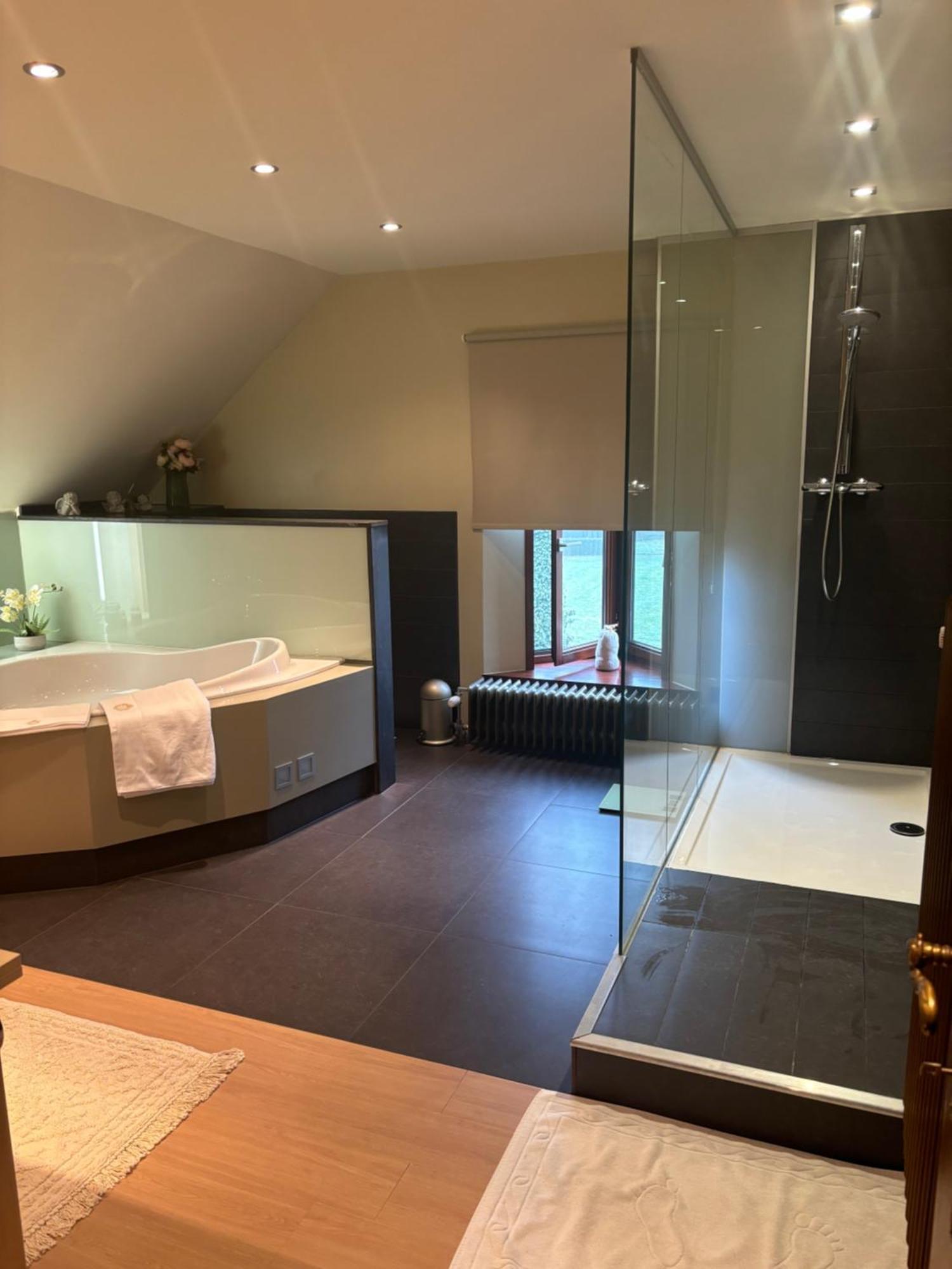 Sophia Rooms 14 Maasmechelen Eksteriør bilde